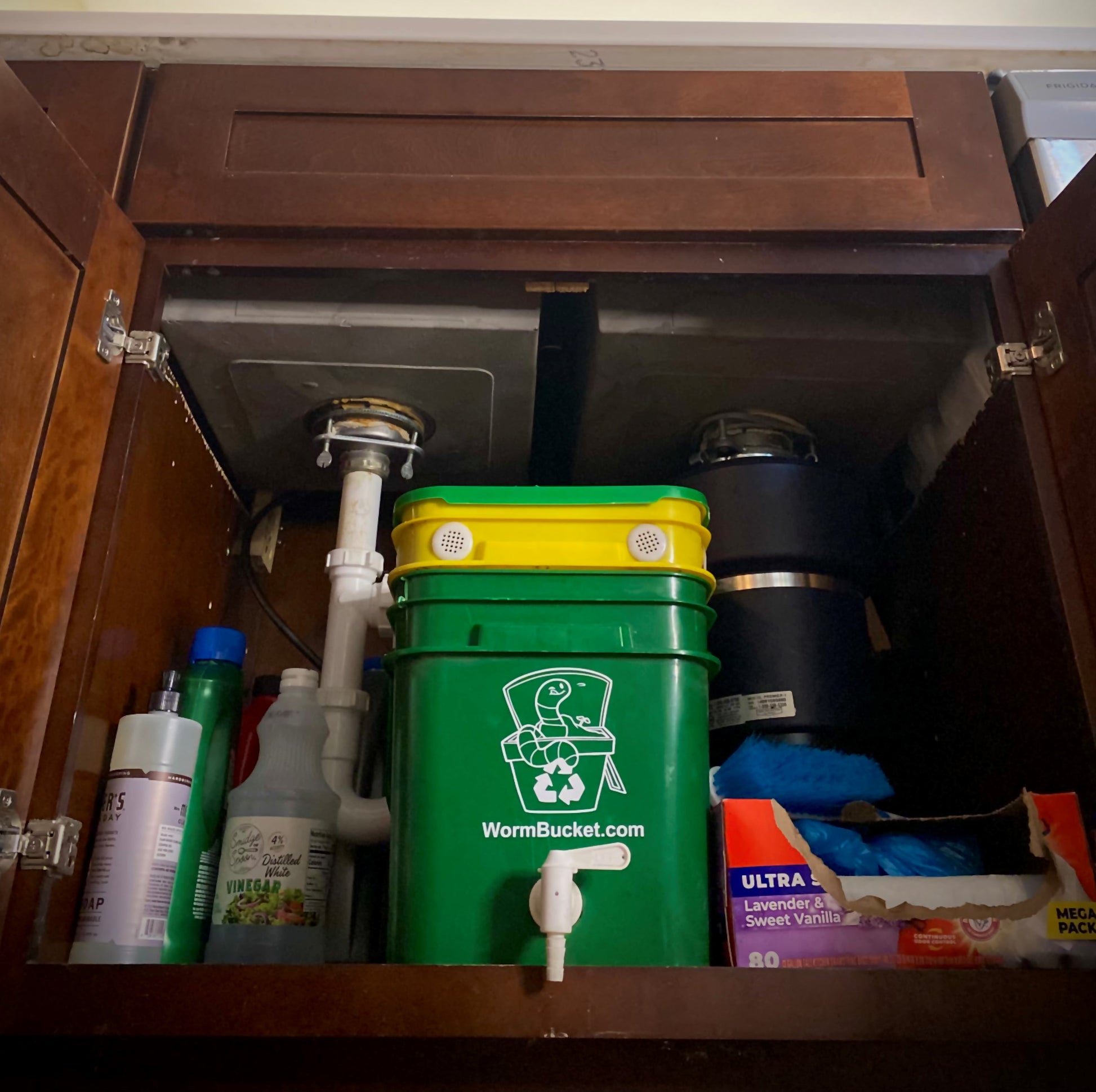 Worm Bucket? Indoor Composter Kit 
